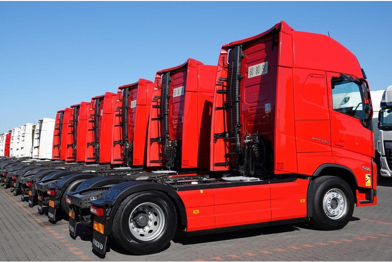 Volvo FH 500 / I-SAVE / XXL / I-PARK COOL NOWY MODEL / OPONY 100 % / - شاحنة جرار: صور 4 Volvo FH 500 / I-SAVE / XXL / I-PARK COOL NOWY MODEL / OPONY 100 % / - شاحنة جرار: صور 4