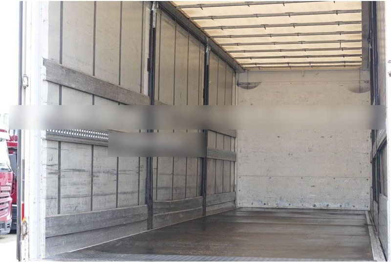 شاحنة ستارة Volvo FM 300 - Curtain side truck: صور 12