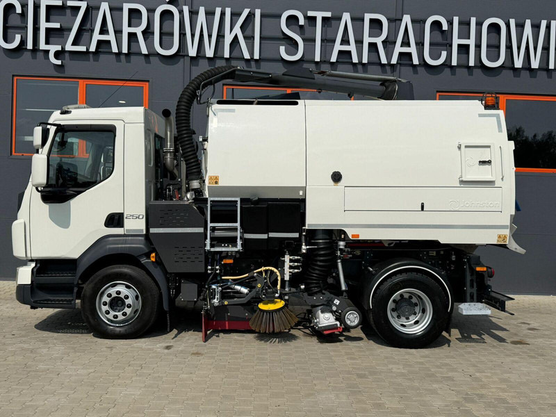Volvo VOLVO FL 15.250 Euro 6 // zamiatarka dwustronna JOHNSTON VT652 - سياره كنس شوارع: صور 2 Volvo VOLVO FL 15.250 Euro 6 // zamiatarka dwustronna JOHNSTON VT652 - سياره كنس شوارع: صور 2