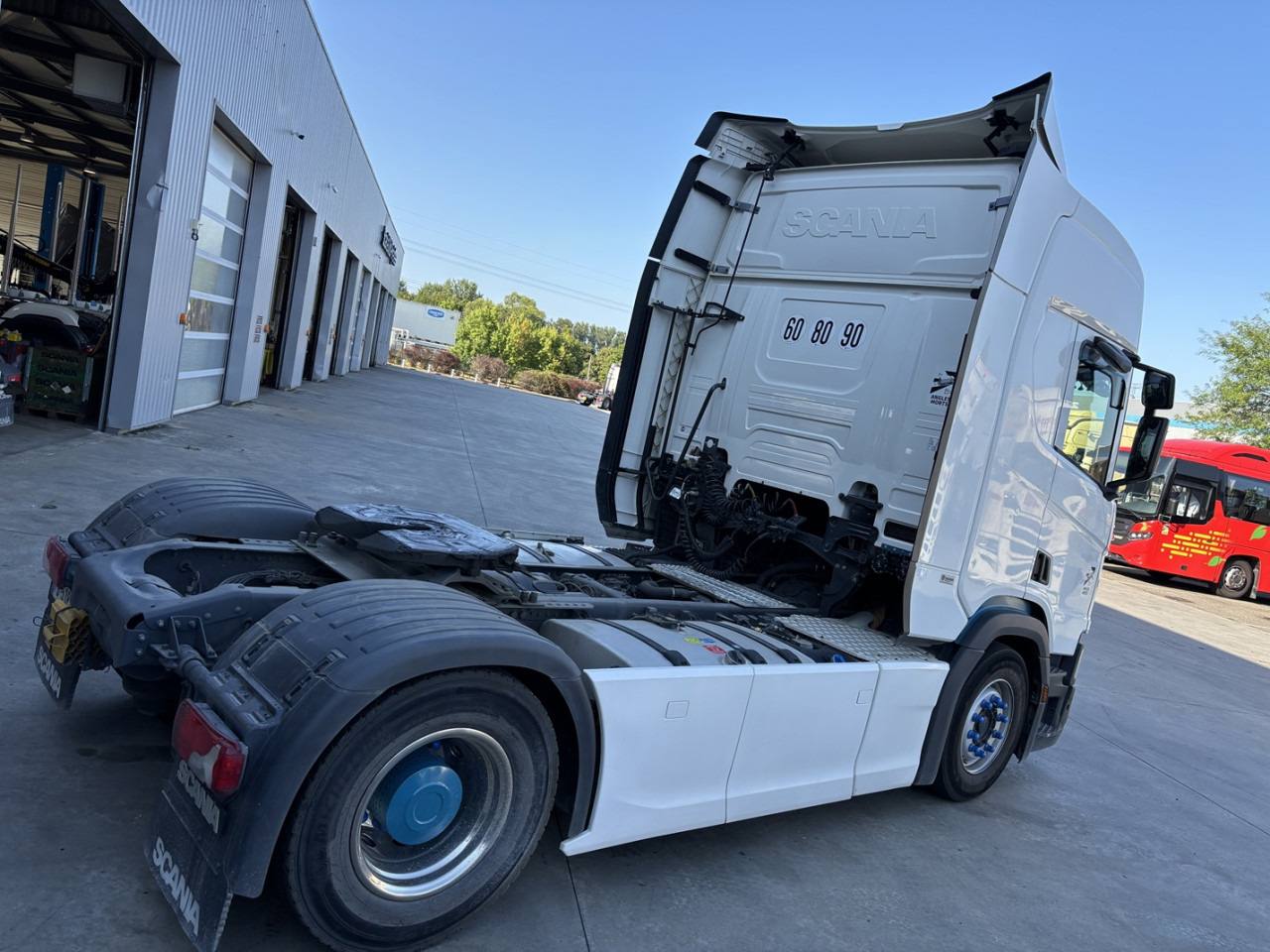 SCANIA R 450 A4x2NA - شاحنة جرار: صور 3 SCANIA R 450 A4x2NA - شاحنة جرار: صور 3