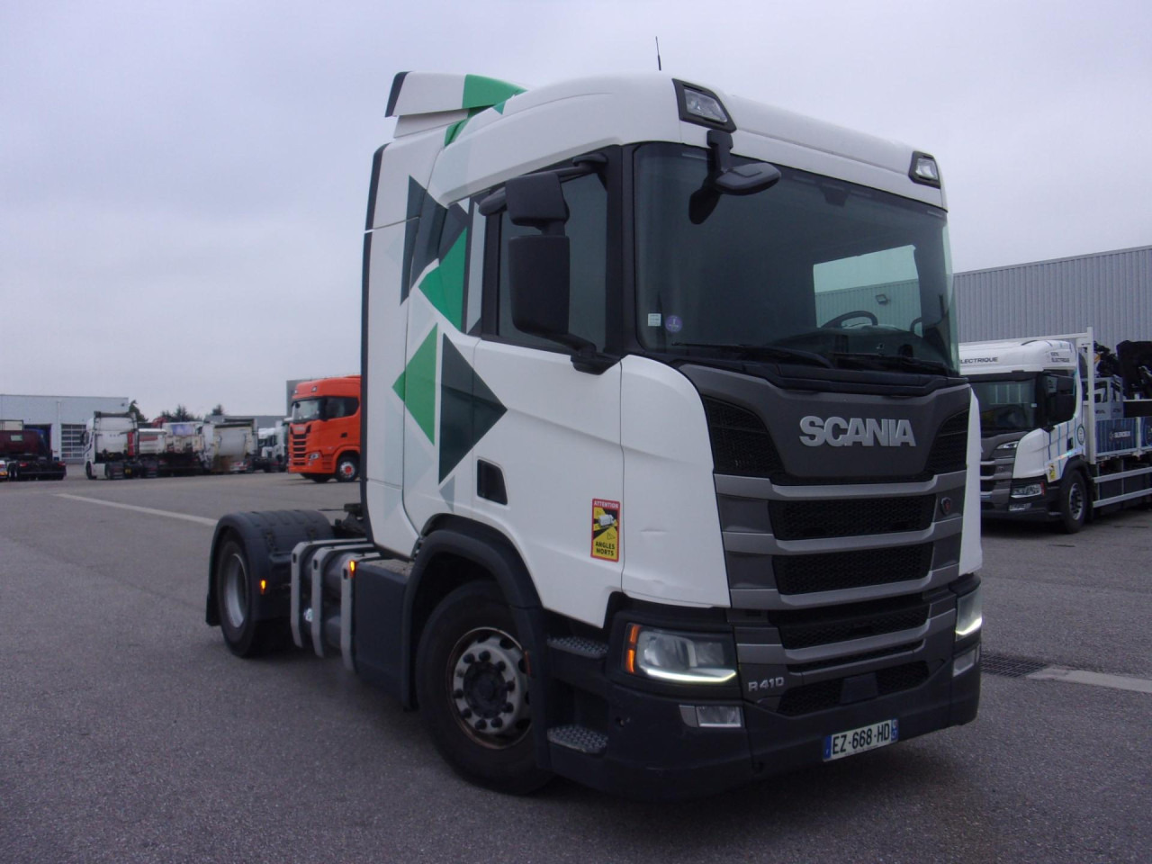 SCANIA R 410 A4x2NA - شاحنة جرار: صور 1 SCANIA R 410 A4x2NA - شاحنة جرار: صور 1