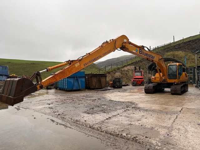 Hyundai 210-LC-3 - حفارة: صور 4 Hyundai 210-LC-3 - حفارة: صور 4