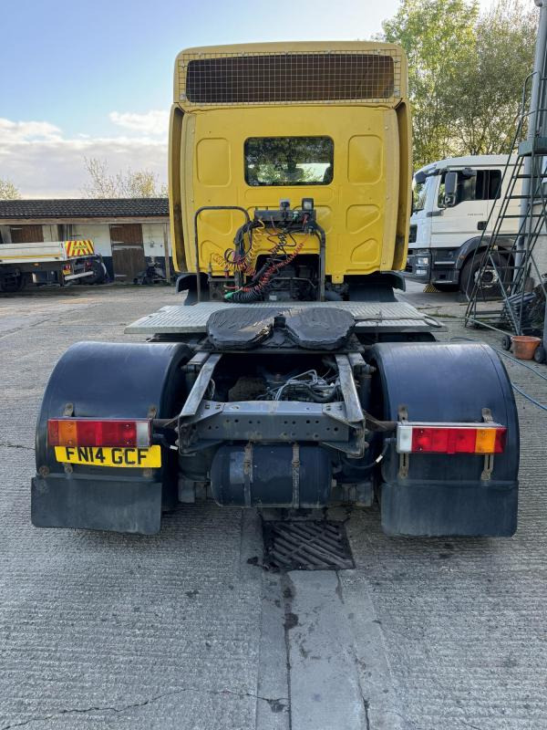 DAF LF 250 FT Urban Artic 4x2 Day Cab Urban Artic euro 6 - شاحنة جرار: صور 5 DAF LF 250 FT Urban Artic 4x2 Day Cab Urban Artic euro 6 - شاحنة جرار: صور 5