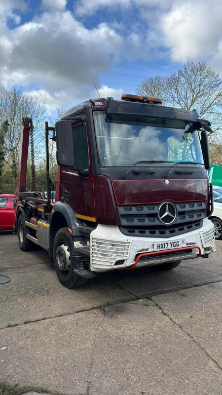 Mercedes Arocs1824 Ton Skip loader Arocs 1824 Skip Loader - شاحنات قابلة للفك شاحنة: صور 3 Mercedes Arocs1824 Ton Skip loader Arocs 1824 Skip Loader - شاحنات قابلة للفك شاحنة: صور 3