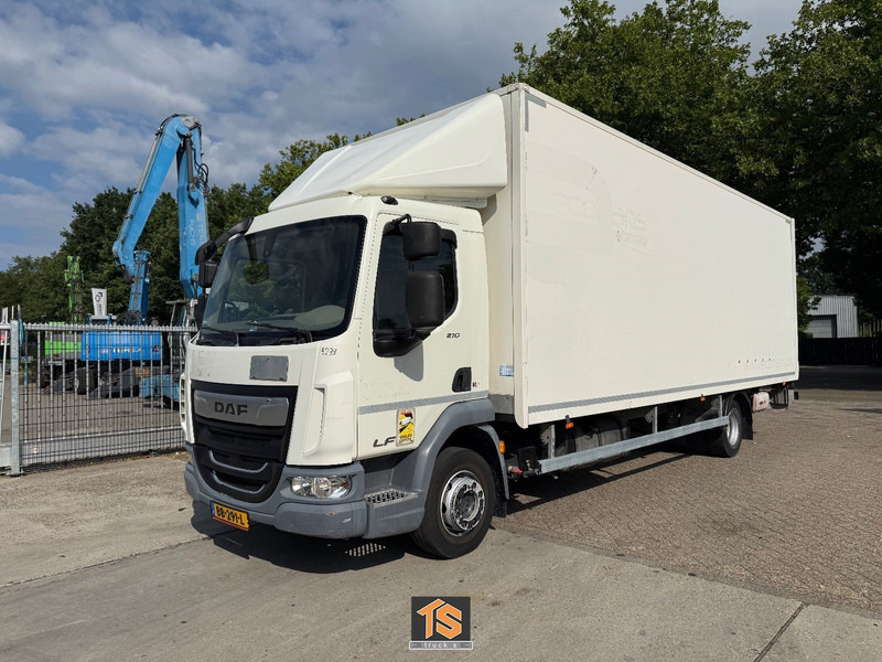 DAF LF 210 12TON - AUTOMATIC - LADEBORDWAND - APK/TUV 12/2025 - TOP TRUCK - بصندوق مغلق شاحنة: صور 1 DAF LF 210 12TON - AUTOMATIC - LADEBORDWAND - APK/TUV 12/2025 - TOP TRUCK - بصندوق مغلق شاحنة: صور 1