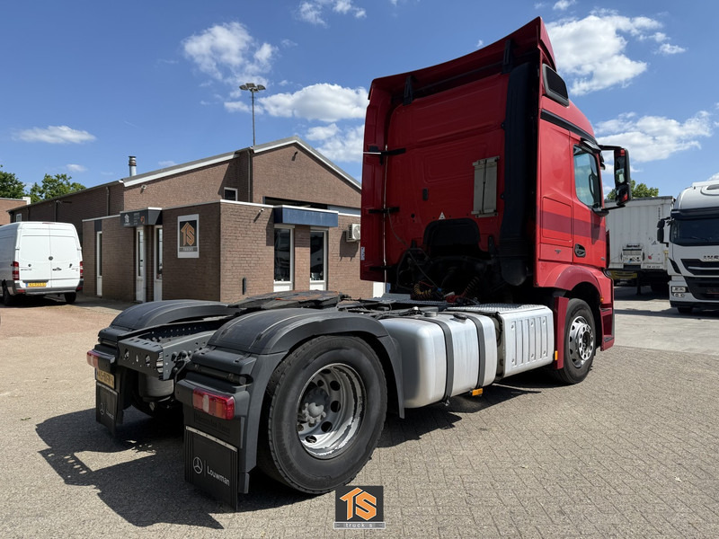Mercedes-Benz ACTROS 19.36 - AUTOMATIC - NL TOP TRUCK - TUV 1/26 - شاحنة جرار: صور 3 Mercedes-Benz ACTROS 19.36 - AUTOMATIC - NL TOP TRUCK - TUV 1/26 - شاحنة جرار: صور 3
