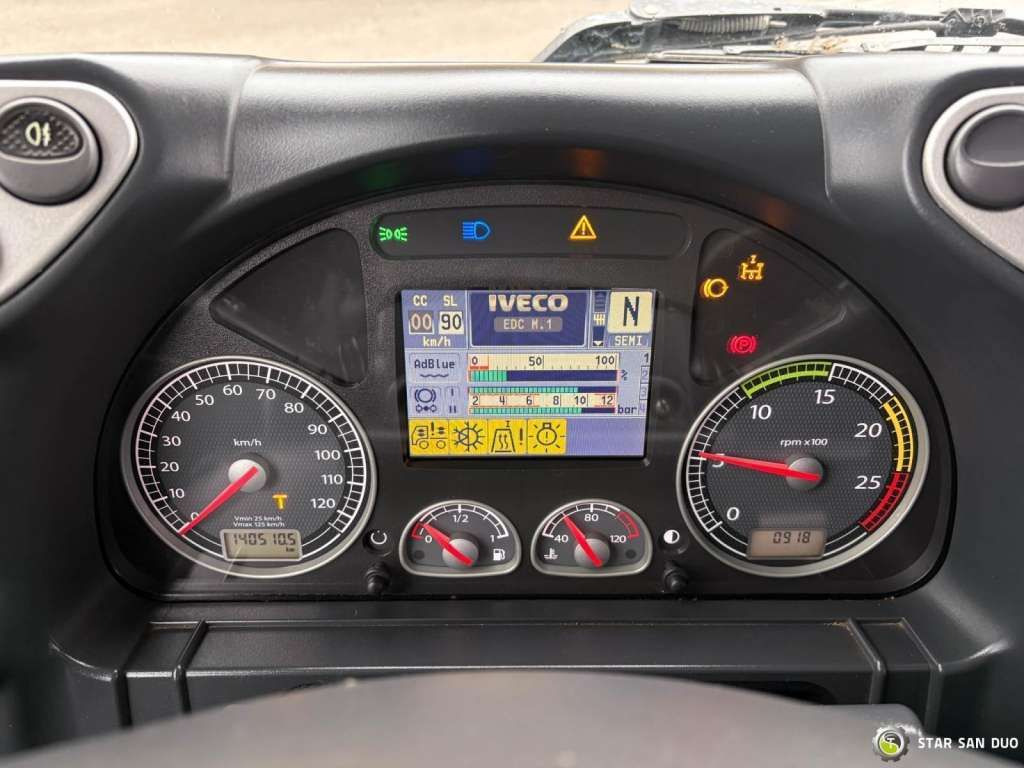 شاحنة كرين Iveco  STRALIS AS320S50Y 8x2 HMF 8520-0K6 FLY JIB Winc: صور 15