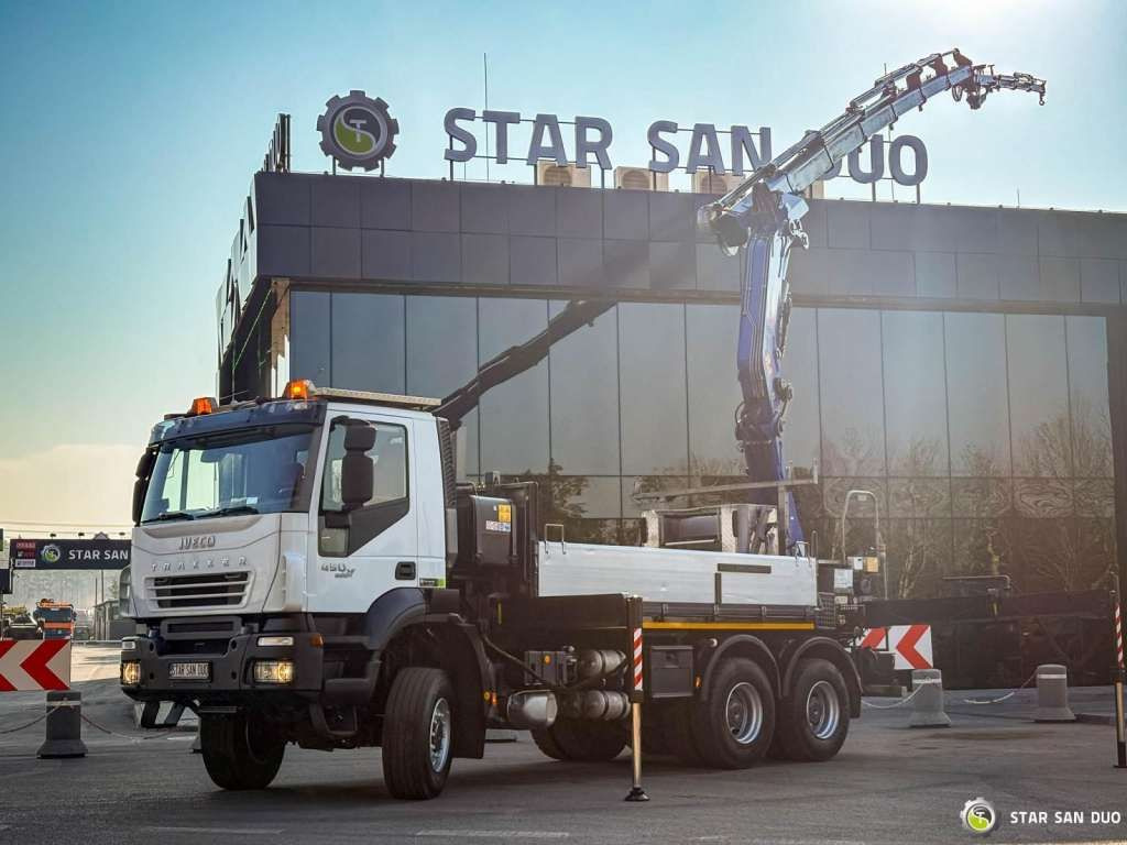 Iveco TRAKKER 450 6x6 PM41S FLY JIB Crane Kipper - شاحنة كرين: صور 1 Iveco TRAKKER 450 6x6 PM41S FLY JIB Crane Kipper - شاحنة كرين: صور 1