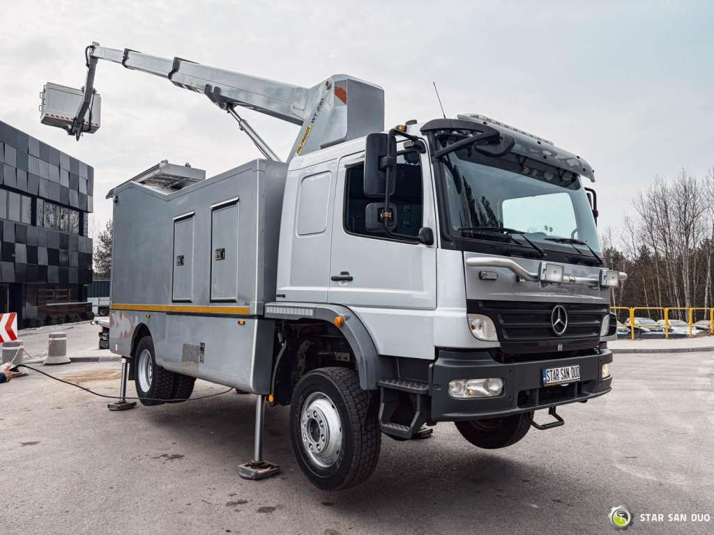 Mercedes-Benz 1529 4x4 Atego Lift Palfinger Wumag WT 230 - مصاعد الازدهار محمولة على شاحنة: صور 4 Mercedes-Benz 1529 4x4 Atego Lift Palfinger Wumag WT 230 - مصاعد الازدهار محمولة على شاحنة: صور 4