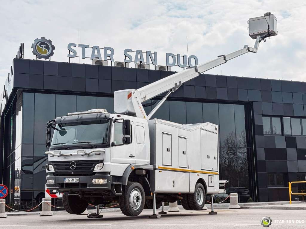 Mercedes-Benz 1529 4x4 Atego Lift Palfinger Wumag WT 230 - مصاعد الازدهار محمولة على شاحنة: صور 3 Mercedes-Benz 1529 4x4 Atego Lift Palfinger Wumag WT 230 - مصاعد الازدهار محمولة على شاحنة: صور 3