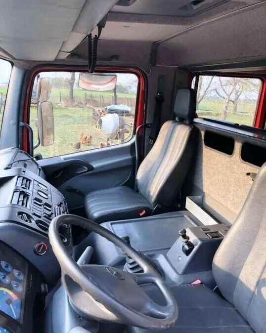 Mercedes-Benz 4x4 ATEGO 1225 Firebrigade Feuerwehr  إيجار Mercedes-Benz 4x4 ATEGO 1225 Firebrigade Feuerwehr: صور 14