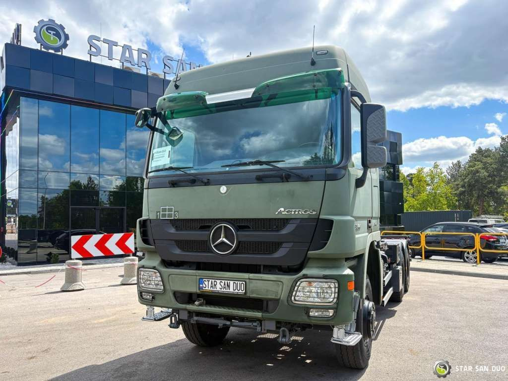 Mercedes-Benz ACTROS 3344 6x6 System Twist Lock - الشاسيه شاحنة: صور 4 Mercedes-Benz ACTROS 3344 6x6 System Twist Lock - الشاسيه شاحنة: صور 4