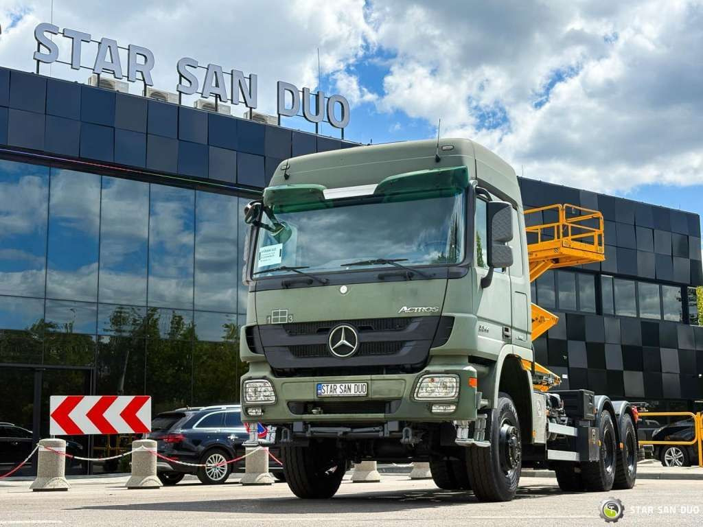 Mercedes-Benz ACTROS 3344 6x6 System Twist Lock - الشاسيه شاحنة: صور 1 Mercedes-Benz ACTROS 3344 6x6 System Twist Lock - الشاسيه شاحنة: صور 1