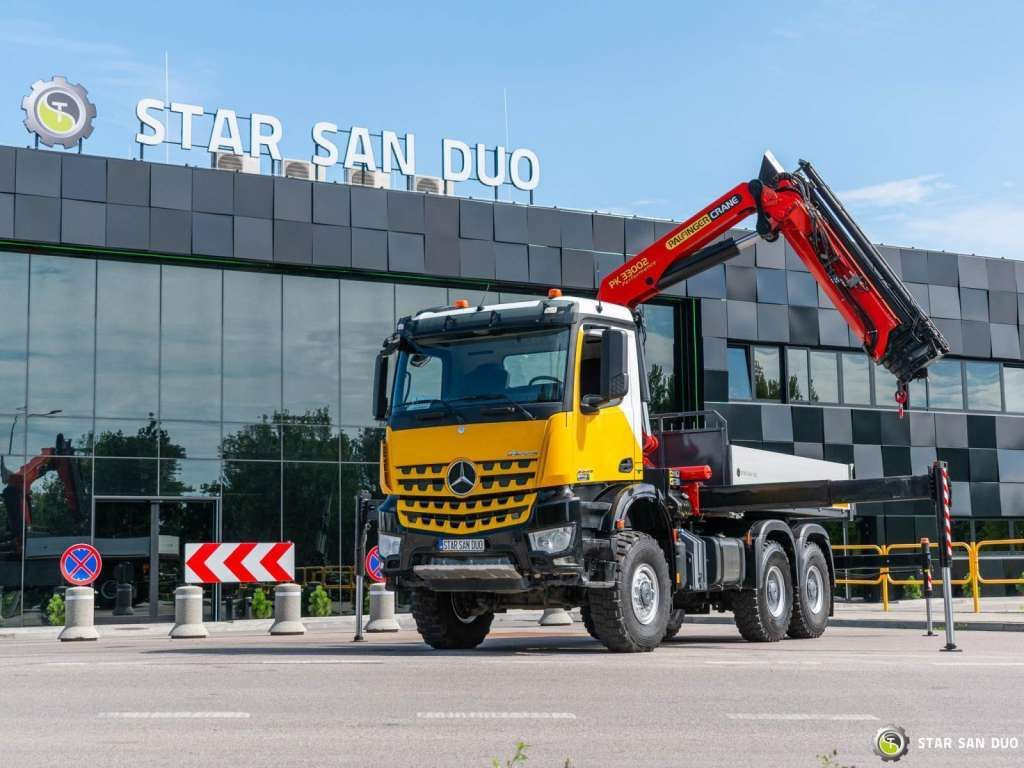 Mercedes-Benz AROCS 3345 6x6 PALFINGER PK 33002 Euro 6 Crane - شاحنة كرين: صور 5 Mercedes-Benz AROCS 3345 6x6 PALFINGER PK 33002 Euro 6 Crane - شاحنة كرين: صور 5