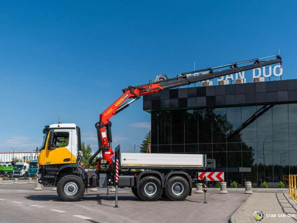 Mercedes-Benz AROCS 3345 6x6 PALFINGER PK 33002 Euro 6 Crane - شاحنة جرار: صور 2 Mercedes-Benz AROCS 3345 6x6 PALFINGER PK 33002 Euro 6 Crane - شاحنة جرار: صور 2