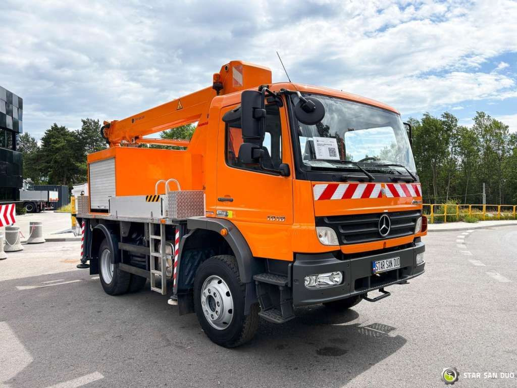 Mercedes-Benz ATEGO 4x4 1018 WUMAG WT 170 Platform Lift 17m - مصاعد الازدهار محمولة على شاحنة: صور 2 Mercedes-Benz ATEGO 4x4 1018 WUMAG WT 170 Platform Lift 17m - مصاعد الازدهار محمولة على شاحنة: صور 2