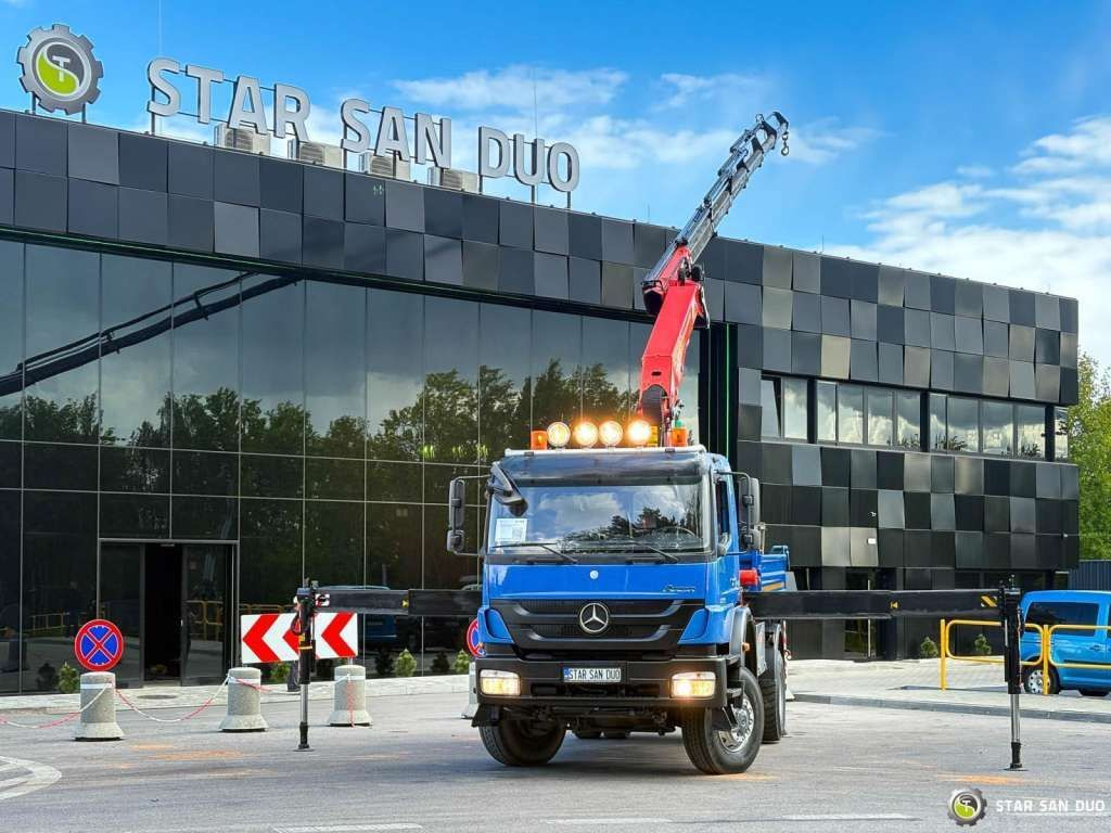 Mercedes-Benz AXOR 1833 4x4 Palfinger PK 22002 EH Crane Winch - قلابات: صور 3 Mercedes-Benz AXOR 1833 4x4 Palfinger PK 22002 EH Crane Winch - قلابات: صور 3