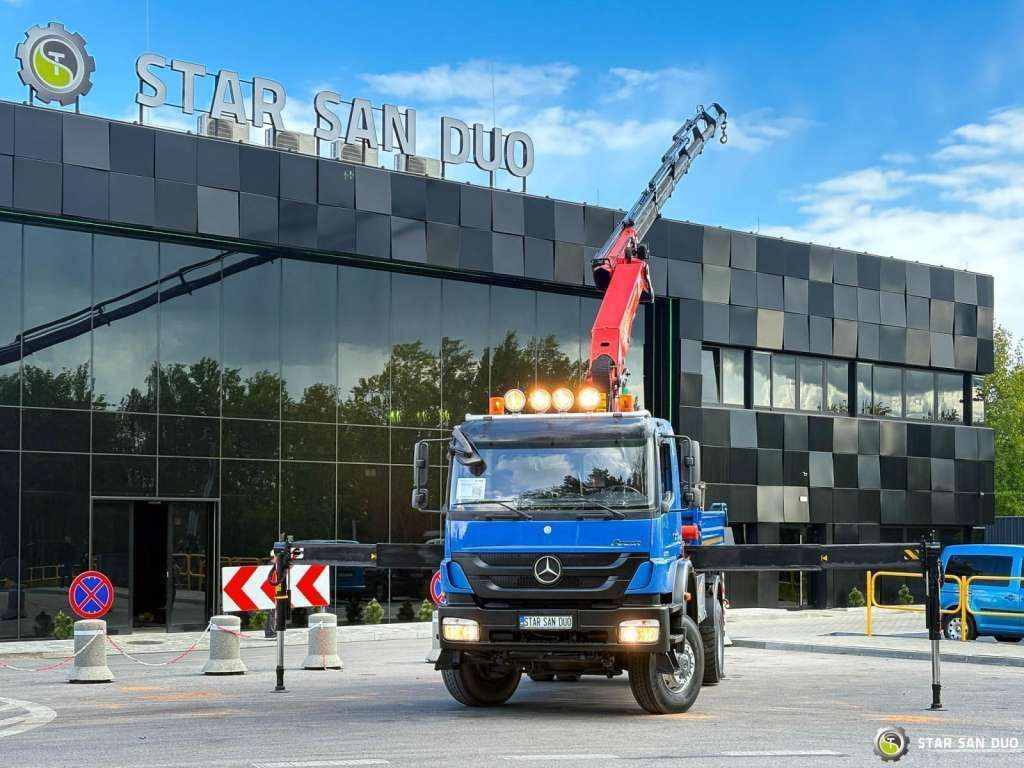 Mercedes-Benz AXOR 1833 4x4 Palfinger PK 22002 EH Crane Winch - قلابات: صور 3 Mercedes-Benz AXOR 1833 4x4 Palfinger PK 22002 EH Crane Winch - قلابات: صور 3