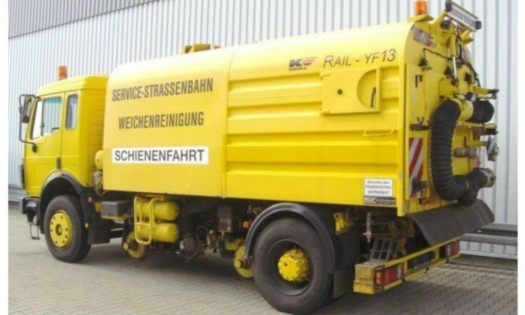 Mercedes-Benz SK 1820 4x2 Schienenreinigungs Kehrmaschine RAIL - سياره كنس شوارع: صور 3 Mercedes-Benz SK 1820 4x2 Schienenreinigungs Kehrmaschine RAIL - سياره كنس شوارع: صور 3