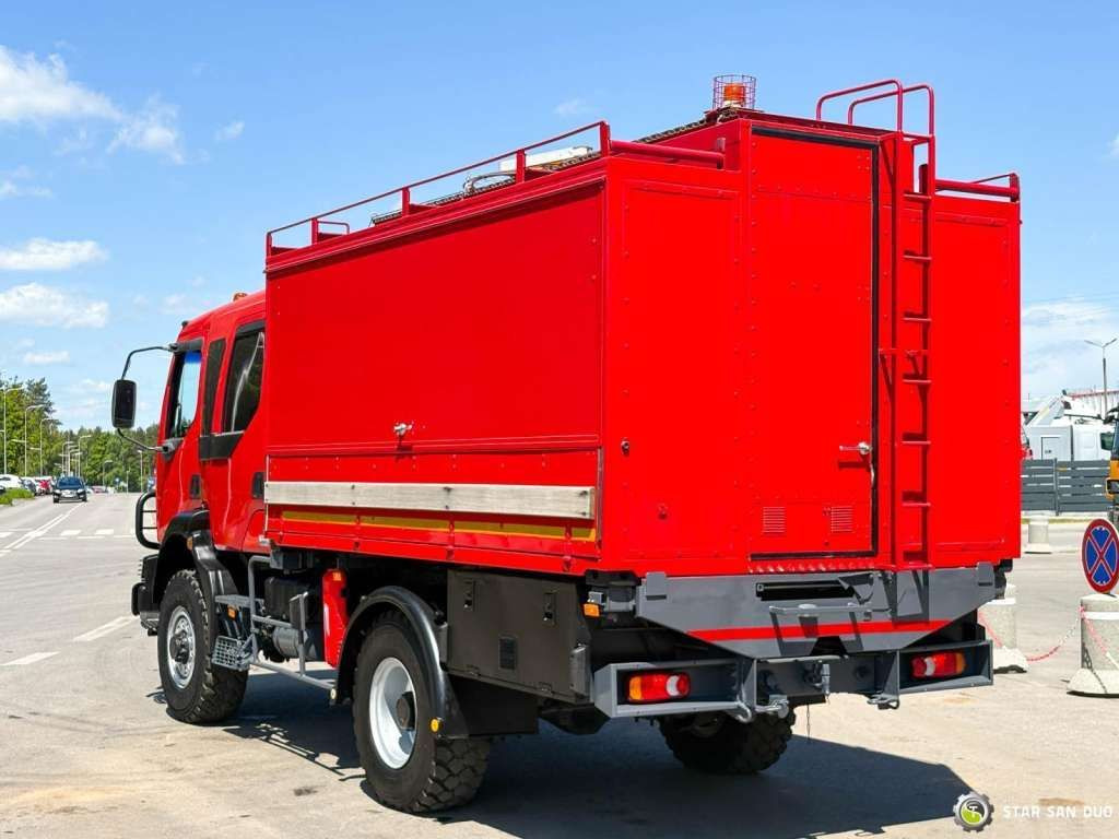 Renault  MIDLUM 4x4 DOKA Brigade Double Cabin Camper إيجار Renault  MIDLUM 4x4 DOKA Brigade Double Cabin Camper: صور 9