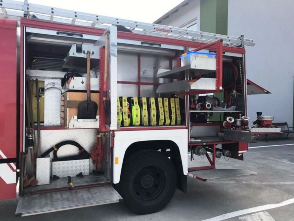 Steyr 13S23 4x4 Feuerwehr 2000 liter Fire - المطافئ: صور 2 Steyr 13S23 4x4 Feuerwehr 2000 liter Fire - المطافئ: صور 2