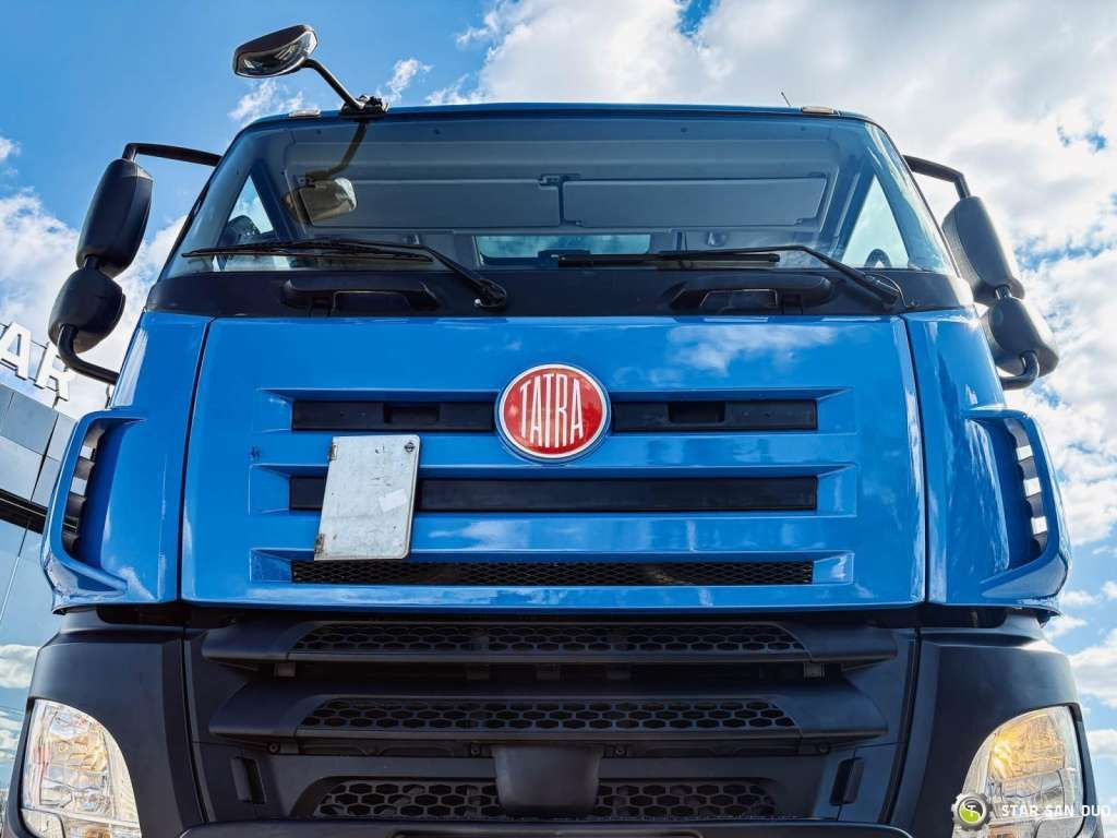 الشاسيه شاحنة Tatra T158 PHOENIX 6x6 Euro 6: صور 8 الشاسيه شاحنة Tatra T158 PHOENIX 6x6 Euro 6: صور 8