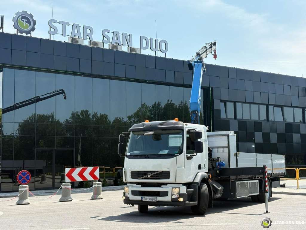 Volvo FE 240 4x2 HMF 1560 K3 HDS Rotator Crane Kran - شاحنة كرين: صور 3 Volvo FE 240 4x2 HMF 1560 K3 HDS Rotator Crane Kran - شاحنة كرين: صور 3