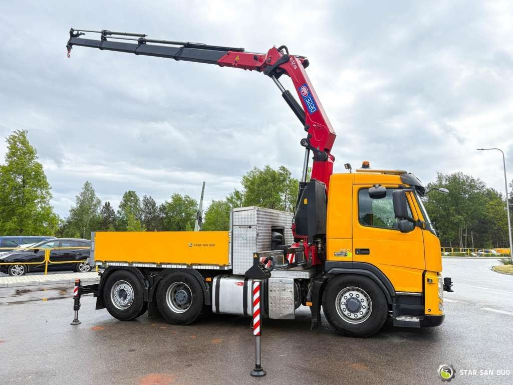 Volvo FM 460 6x4x4 HMF 3220 Crane HDS - شاحنة كرين: صور 3 Volvo FM 460 6x4x4 HMF 3220 Crane HDS - شاحنة كرين: صور 3