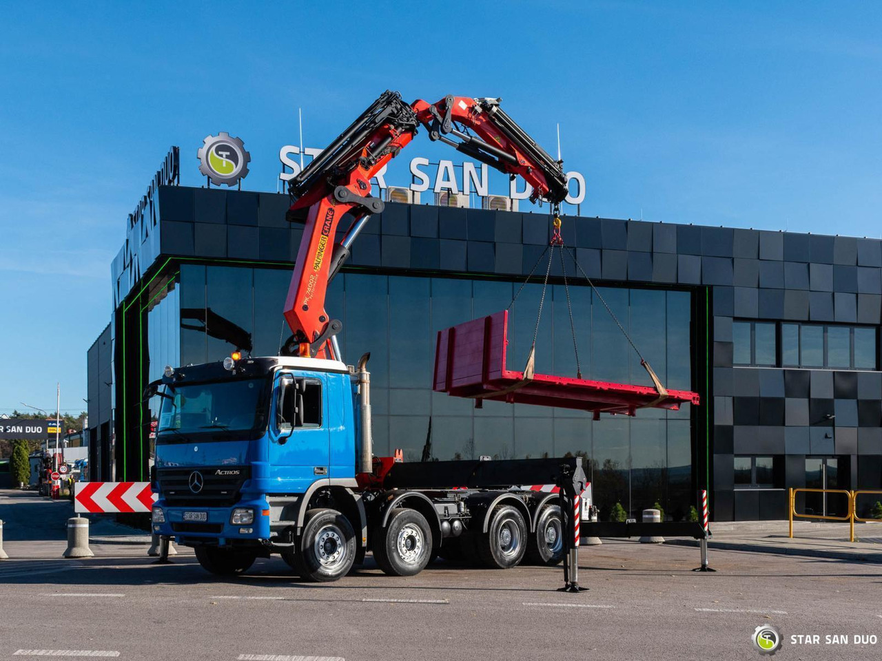 - شاحنة كرين: صور 1 - شاحنة كرين: صور 1