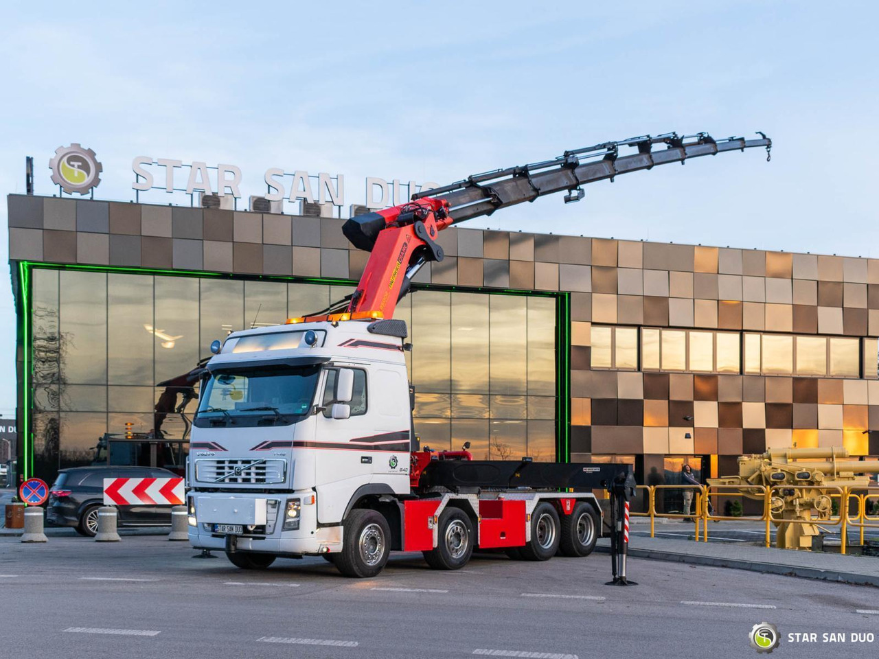 - شاحنة كرين: صور 1 - شاحنة كرين: صور 1