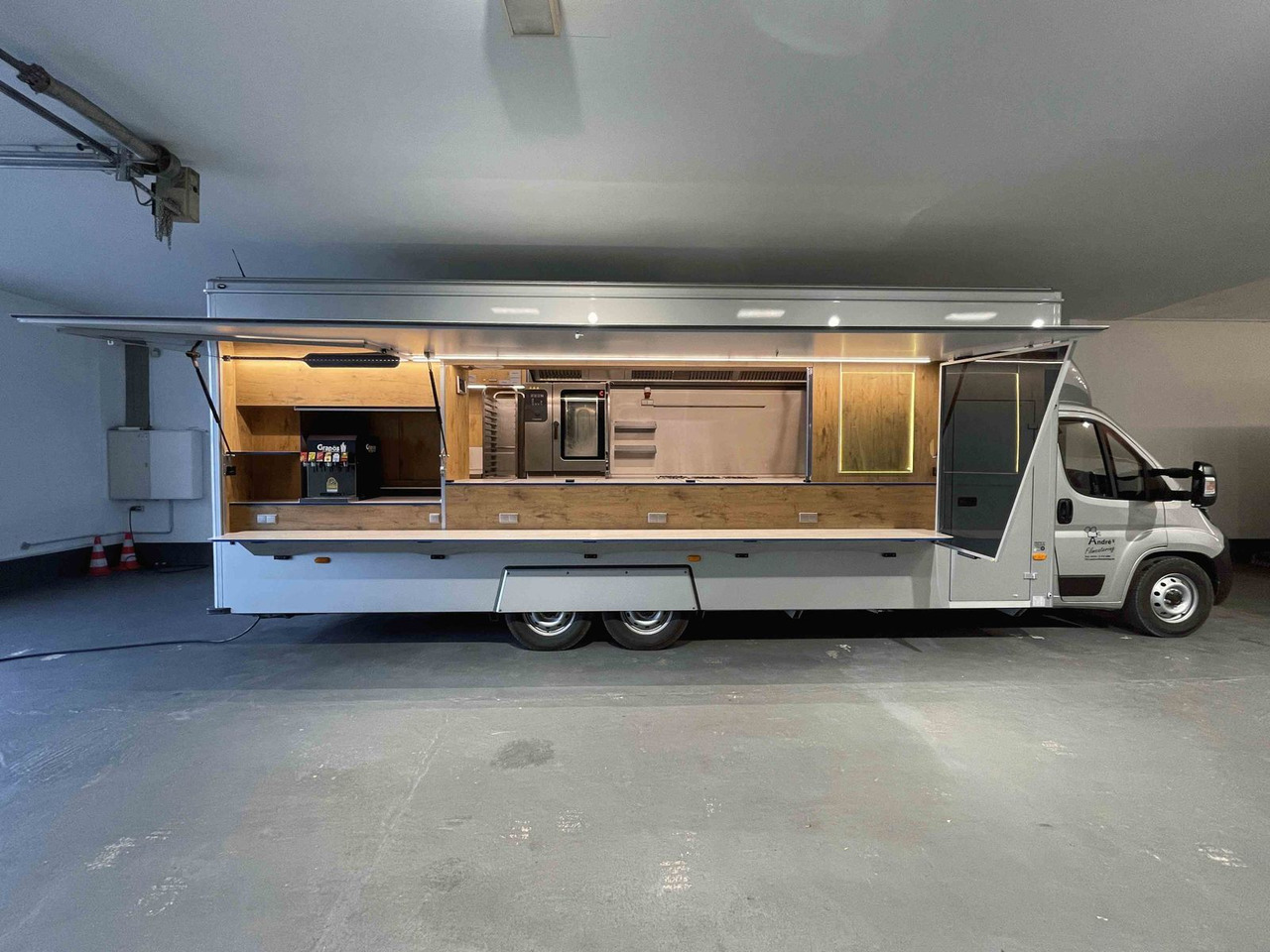 Fiat Ducato - شاحنات طعام: صور 2 Fiat Ducato - شاحنات طعام: صور 2