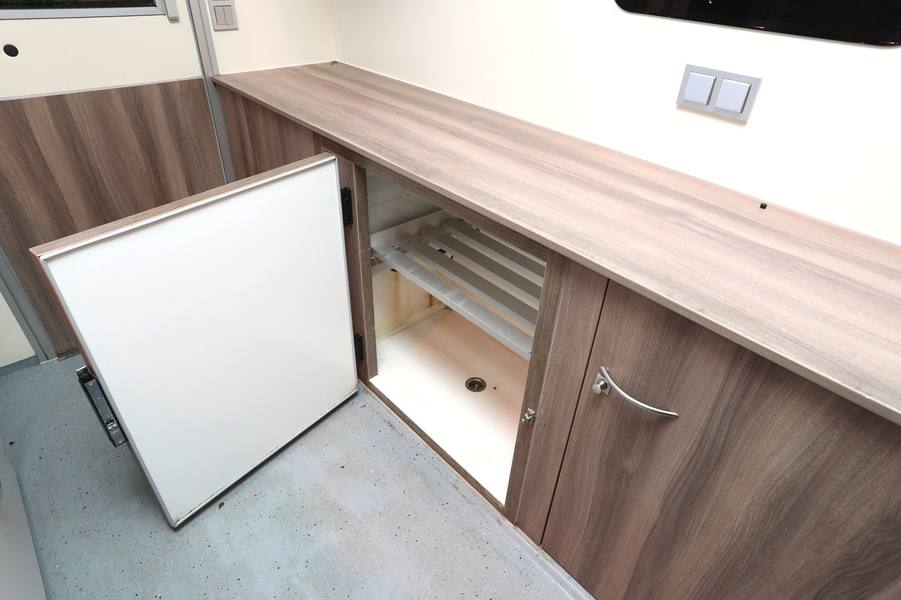 عربة الطعام Verkaufsanhänger Seico: صور 13 عربة الطعام Verkaufsanhänger Seico: صور 13