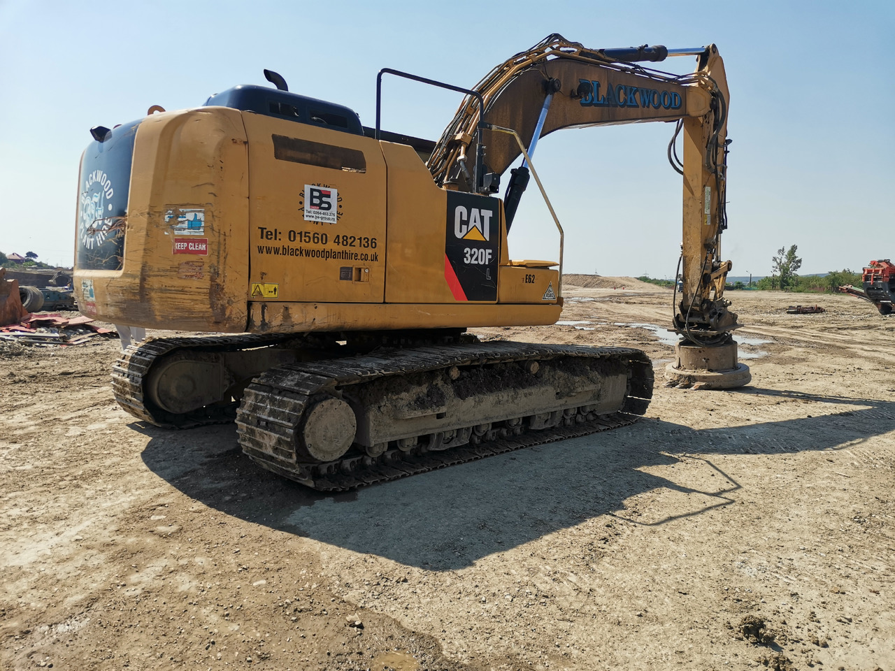 CATERPILLAR 320 F - حفارات زحافة: صور 4 CATERPILLAR 320 F - حفارات زحافة: صور 4