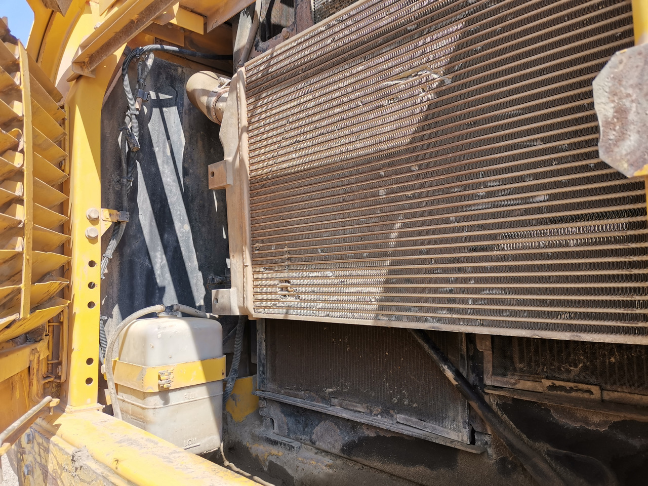 حفارات زحافة KOMATSU PC360 LC 10: صور 35