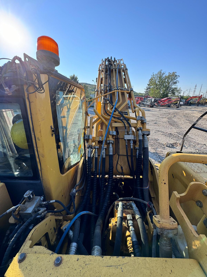 حفارات زحافة KOMATSU PC360 LC 10: صور 21