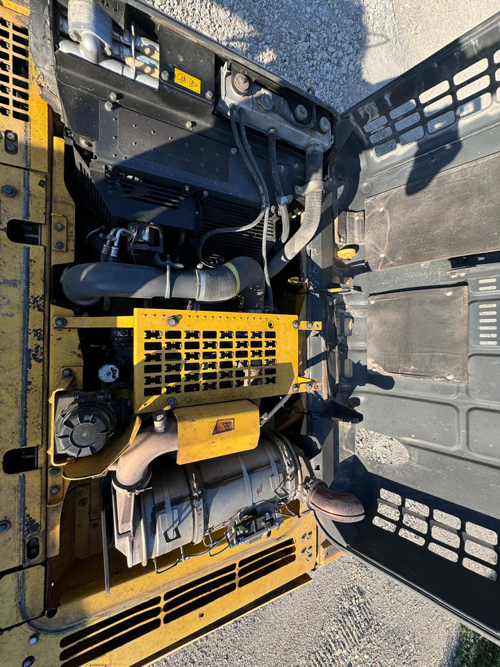 حفارات زحافة KOMATSU PC360 LC 10: صور 9