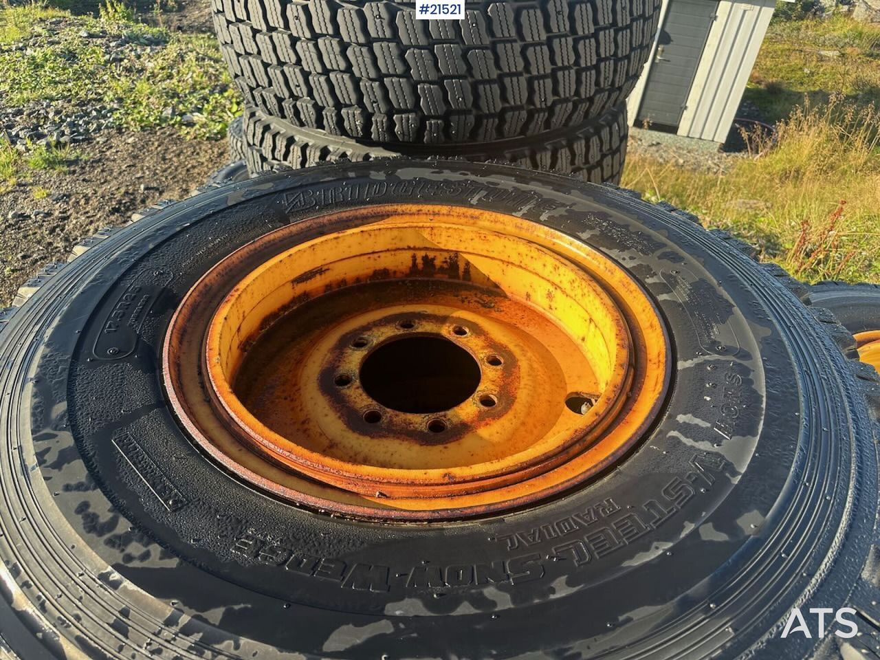 Bridgestone dekk - الإطارات - آلات البناء: صور 5 Bridgestone dekk - الإطارات - آلات البناء: صور 5