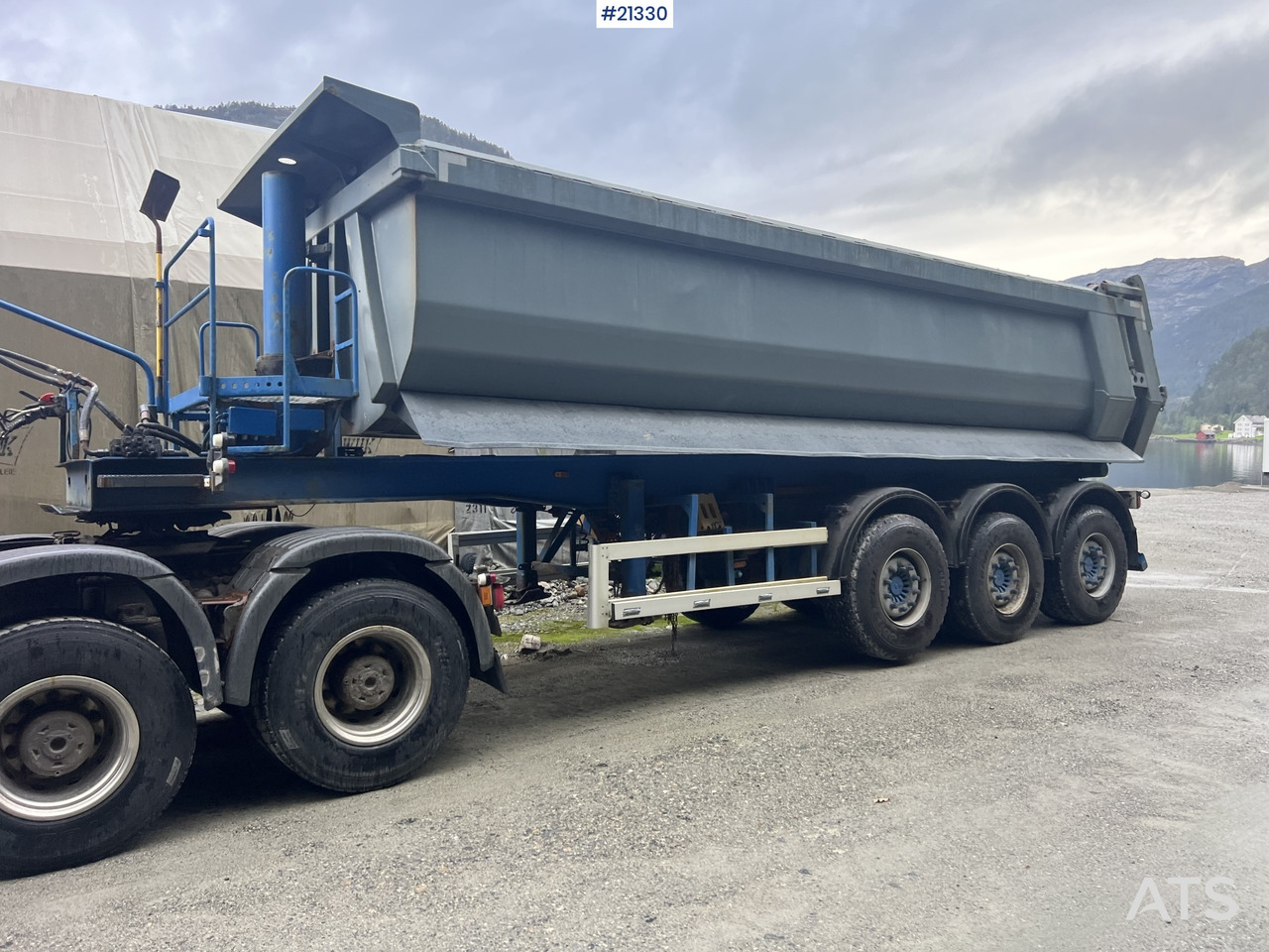 Carnehl 3 akslet tippsemi - قلابة نصف مقطورة: صور 3 Carnehl 3 akslet tippsemi - قلابة نصف مقطورة: صور 3