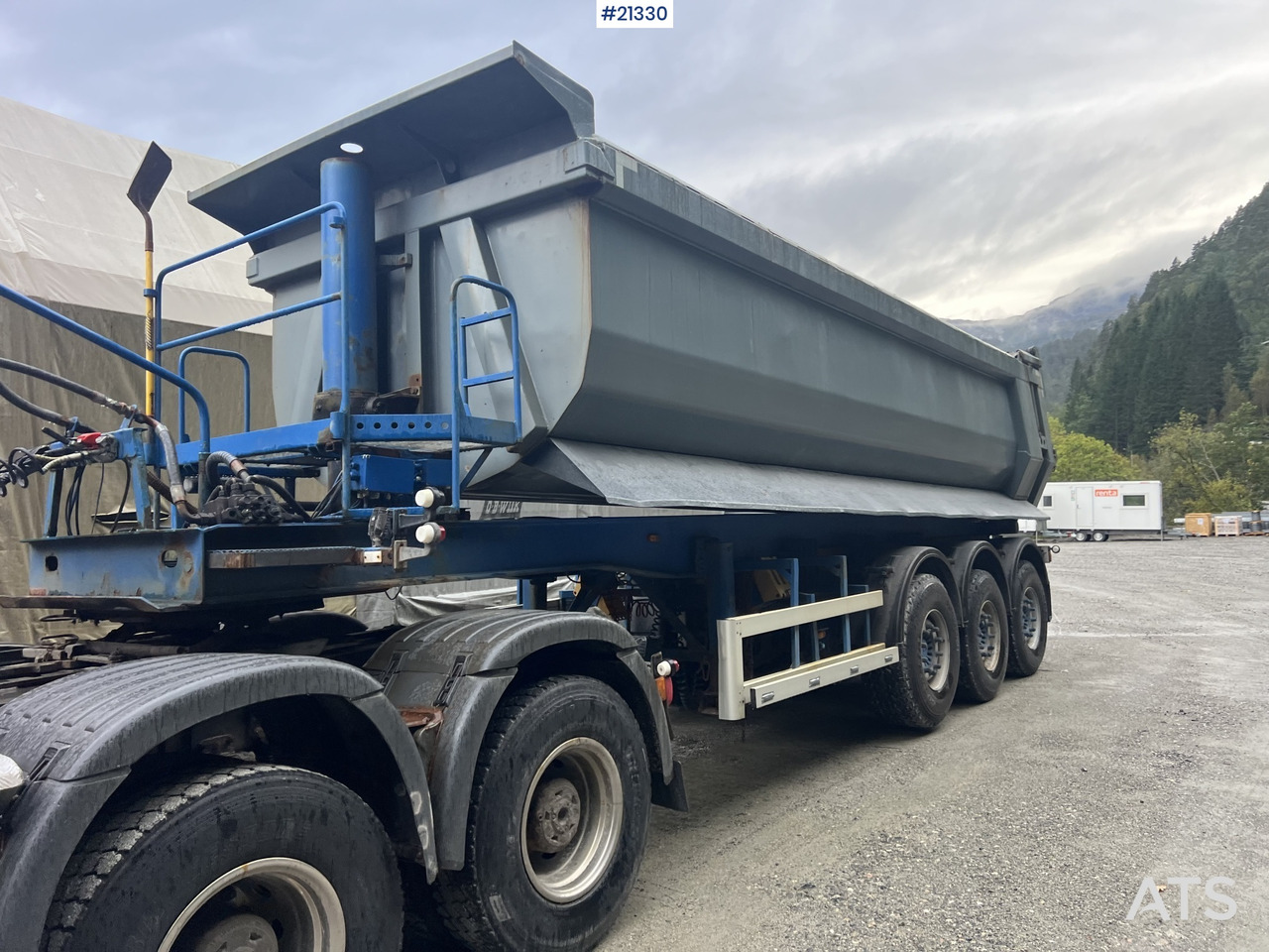 Carnehl 3 akslet tippsemi - قلابة نصف مقطورة: صور 1 Carnehl 3 akslet tippsemi - قلابة نصف مقطورة: صور 1