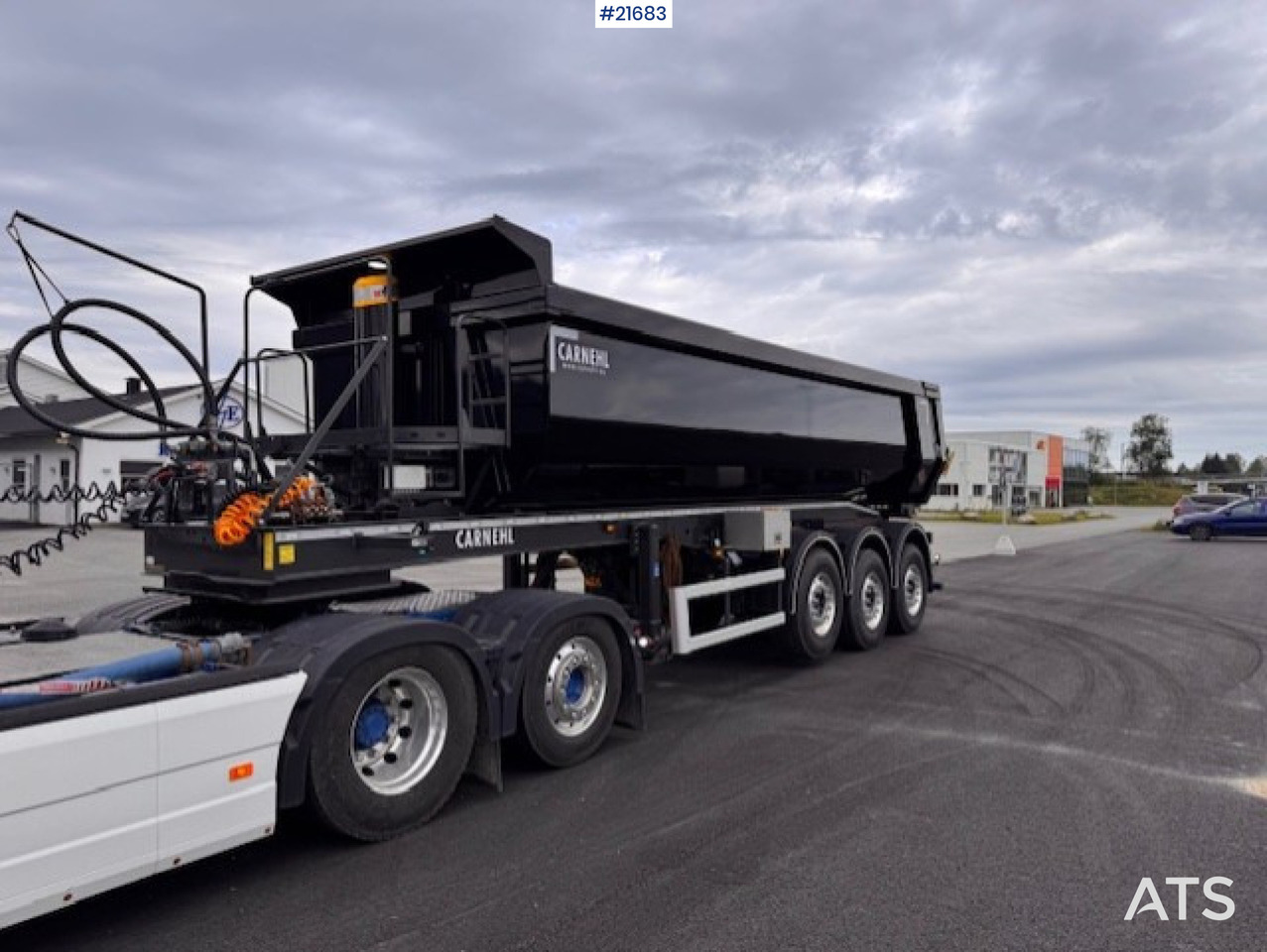 Carnehl Carnehl Tippsemi. Godt utstyrt. - قلابة نصف مقطورة: صور 1 Carnehl Carnehl Tippsemi. Godt utstyrt. - قلابة نصف مقطورة: صور 1