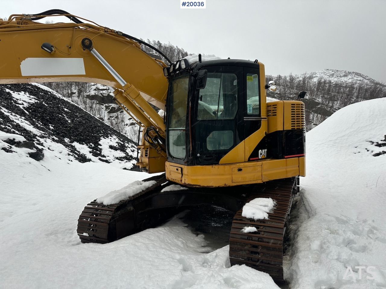 Caterpillar 321C LCR - حفارة: صور 2 Caterpillar 321C LCR - حفارة: صور 2