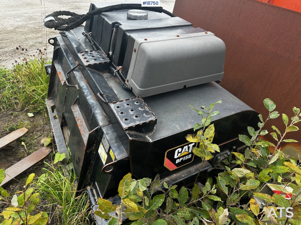 Caterpillar BP15B - آلات البناء: صور 2 Caterpillar BP15B - آلات البناء: صور 2