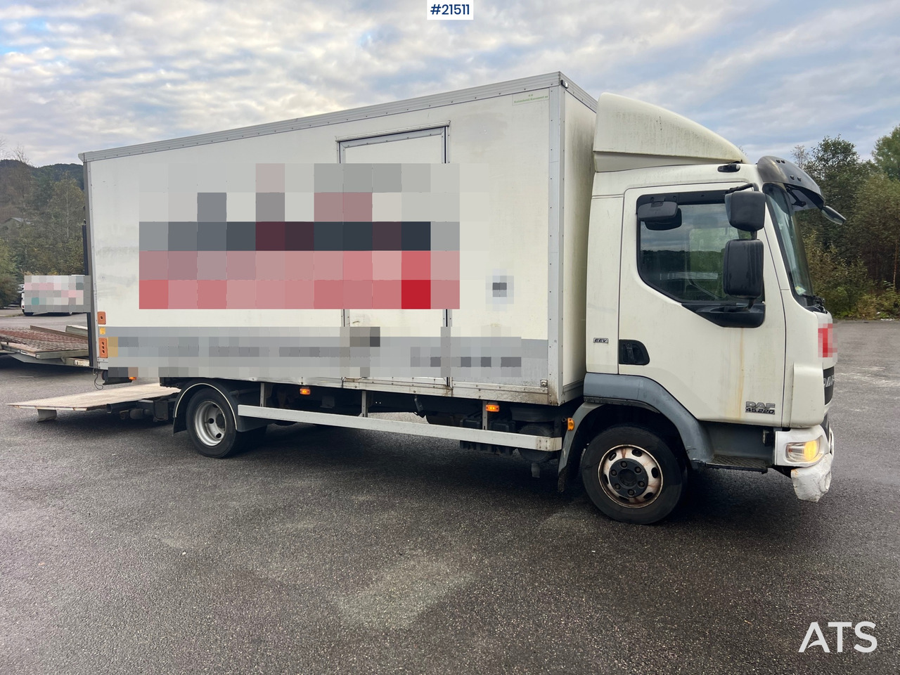 DAF FA 4x2 Skapbil m/ Lift Rep.Objekt - بصندوق مغلق شاحنة: صور 1 DAF FA 4x2 Skapbil m/ Lift Rep.Objekt - بصندوق مغلق شاحنة: صور 1