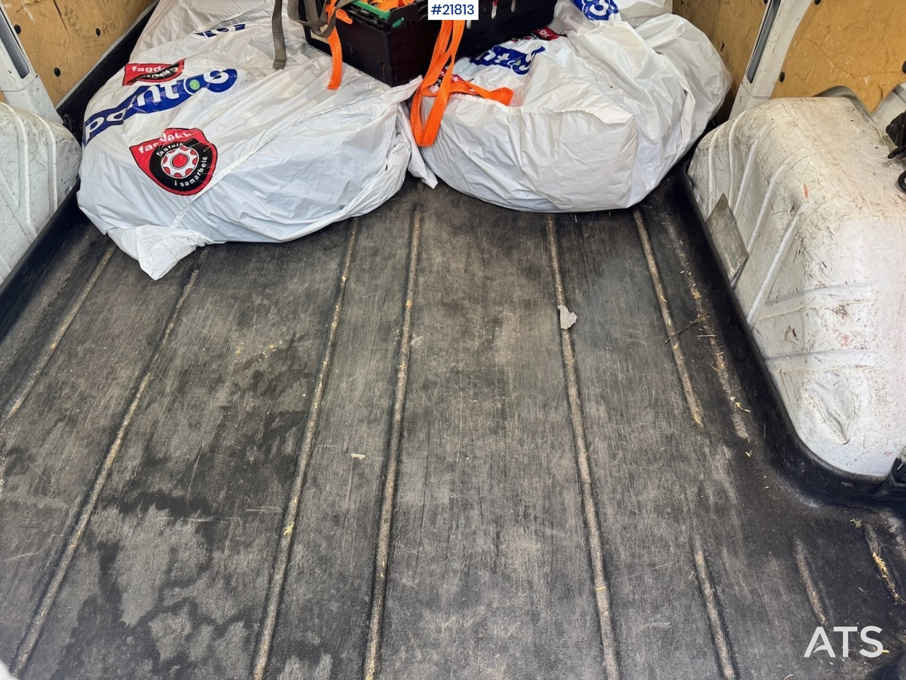 Ford TRANSIT إيجار Ford TRANSIT: صور 16