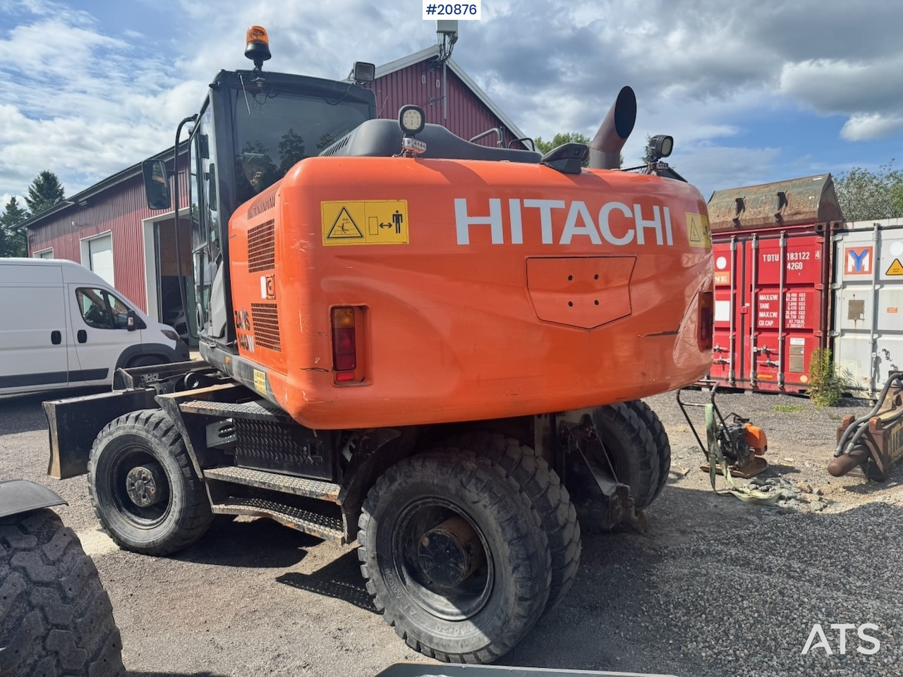 Hitachi ZX140W-5B - حفارة على عجلات: صور 5 Hitachi ZX140W-5B - حفارة على عجلات: صور 5