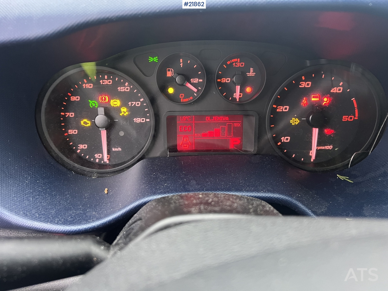 Iveco DAILY إيجار Iveco DAILY: صور 32 Iveco DAILY إيجار Iveco DAILY: صور 32