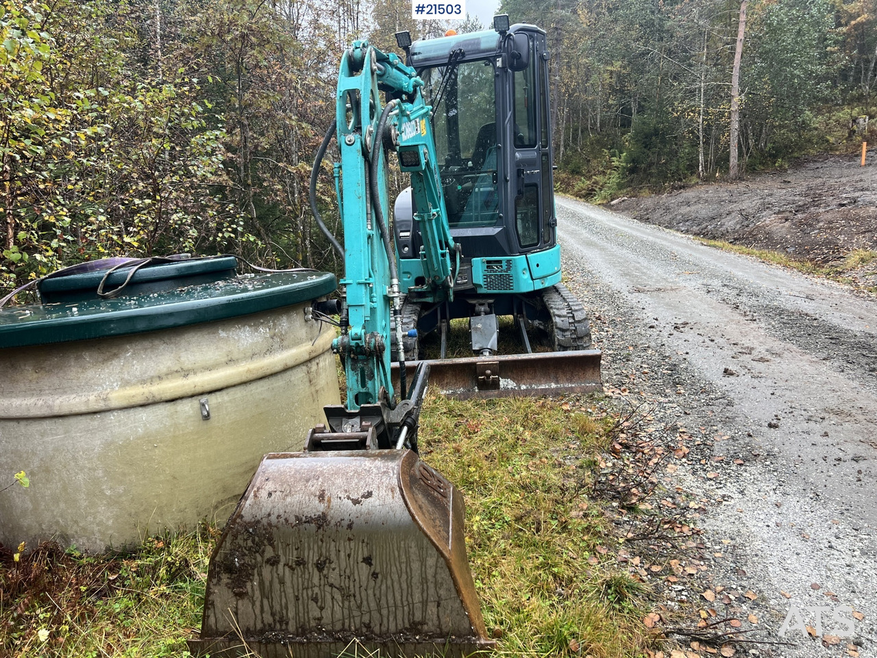 Kobelco Sk25SR-6E Gravemaskin m/ pusseskuffe,graveskuffe og tilt - حفارة مصغرة: صور 3 Kobelco Sk25SR-6E Gravemaskin m/ pusseskuffe,graveskuffe og tilt - حفارة مصغرة: صور 3