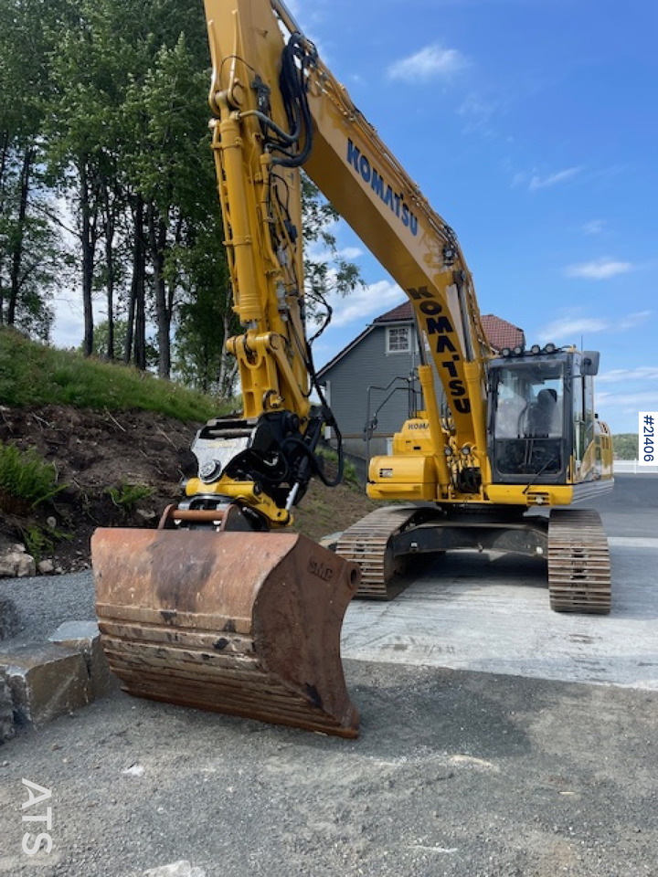 Komatsu PC210LC-11 - حفارات زحافة: صور 1 Komatsu PC210LC-11 - حفارات زحافة: صور 1