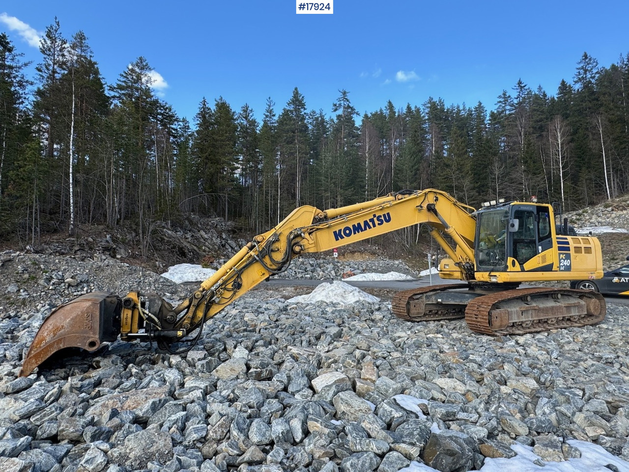 Komatsu PC240LC-10 - حفارة: صور 2 Komatsu PC240LC-10 - حفارة: صور 2