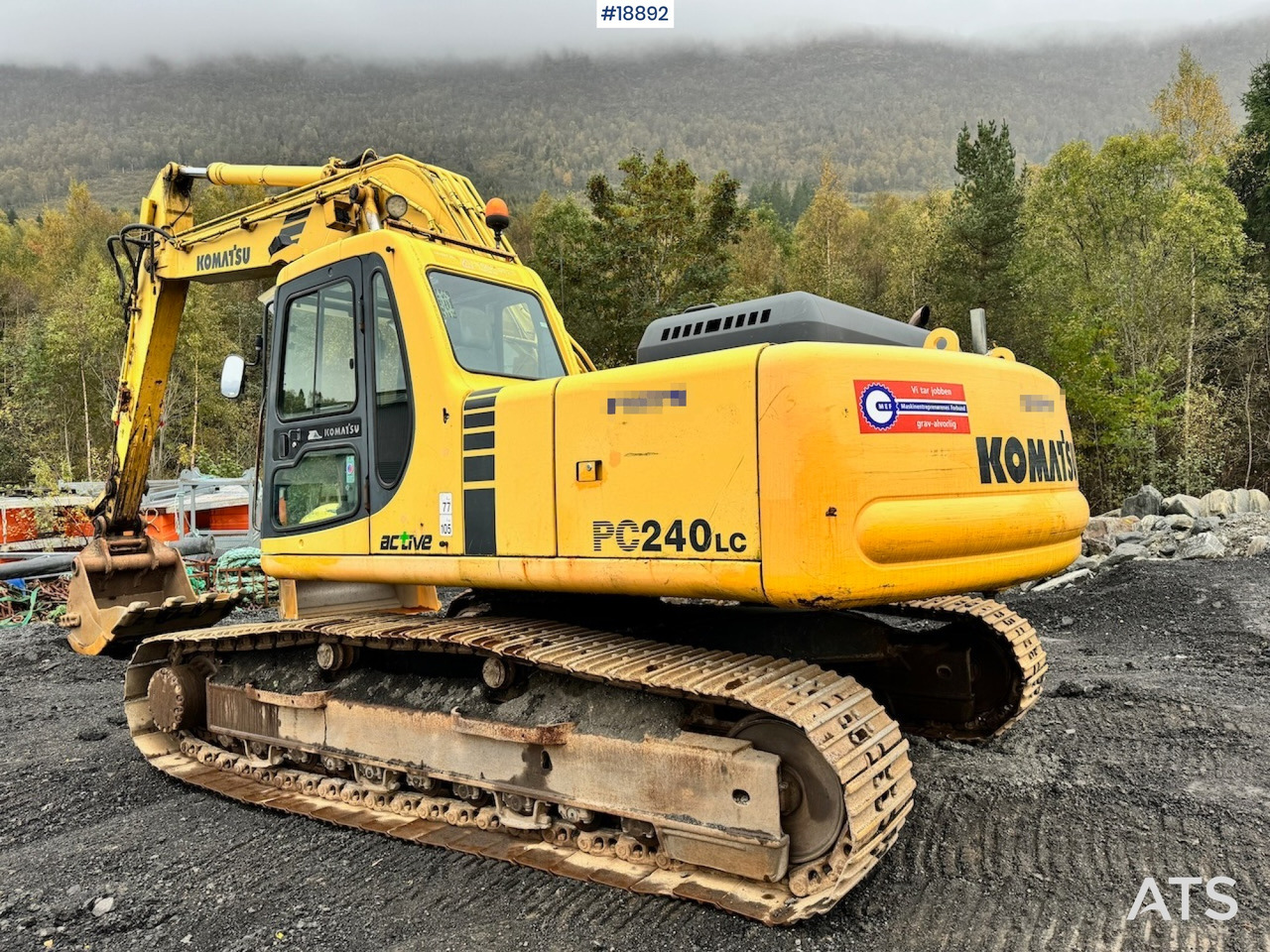 Komatsu PC240LC-6K Beltegraver m/ Graveskuffe - حفارات زحافة: صور 3 Komatsu PC240LC-6K Beltegraver m/ Graveskuffe - حفارات زحافة: صور 3